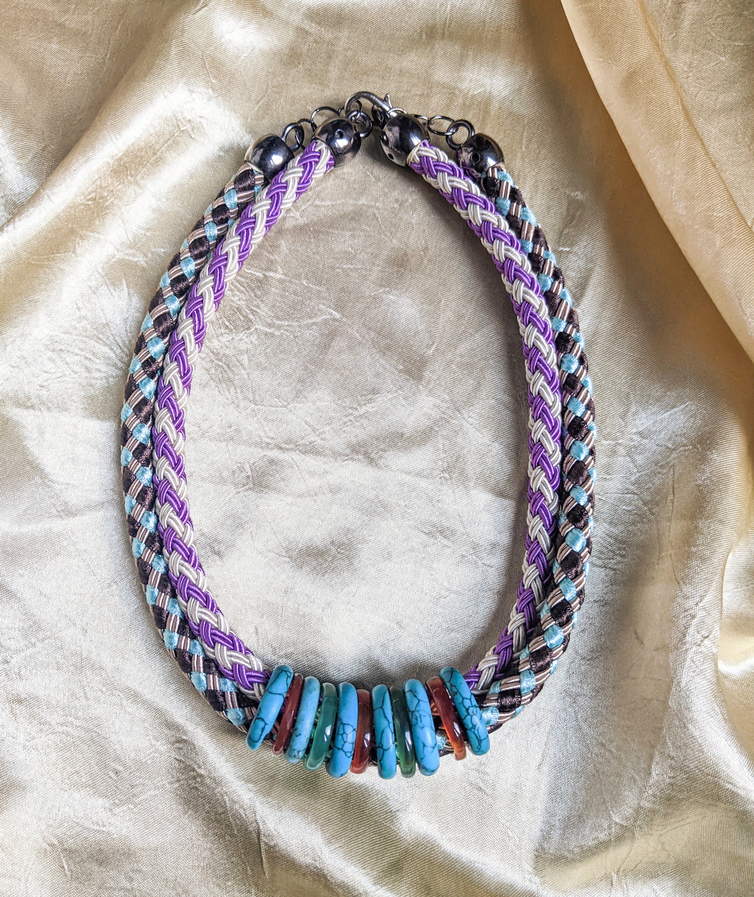Knit rope choker with colorful rings