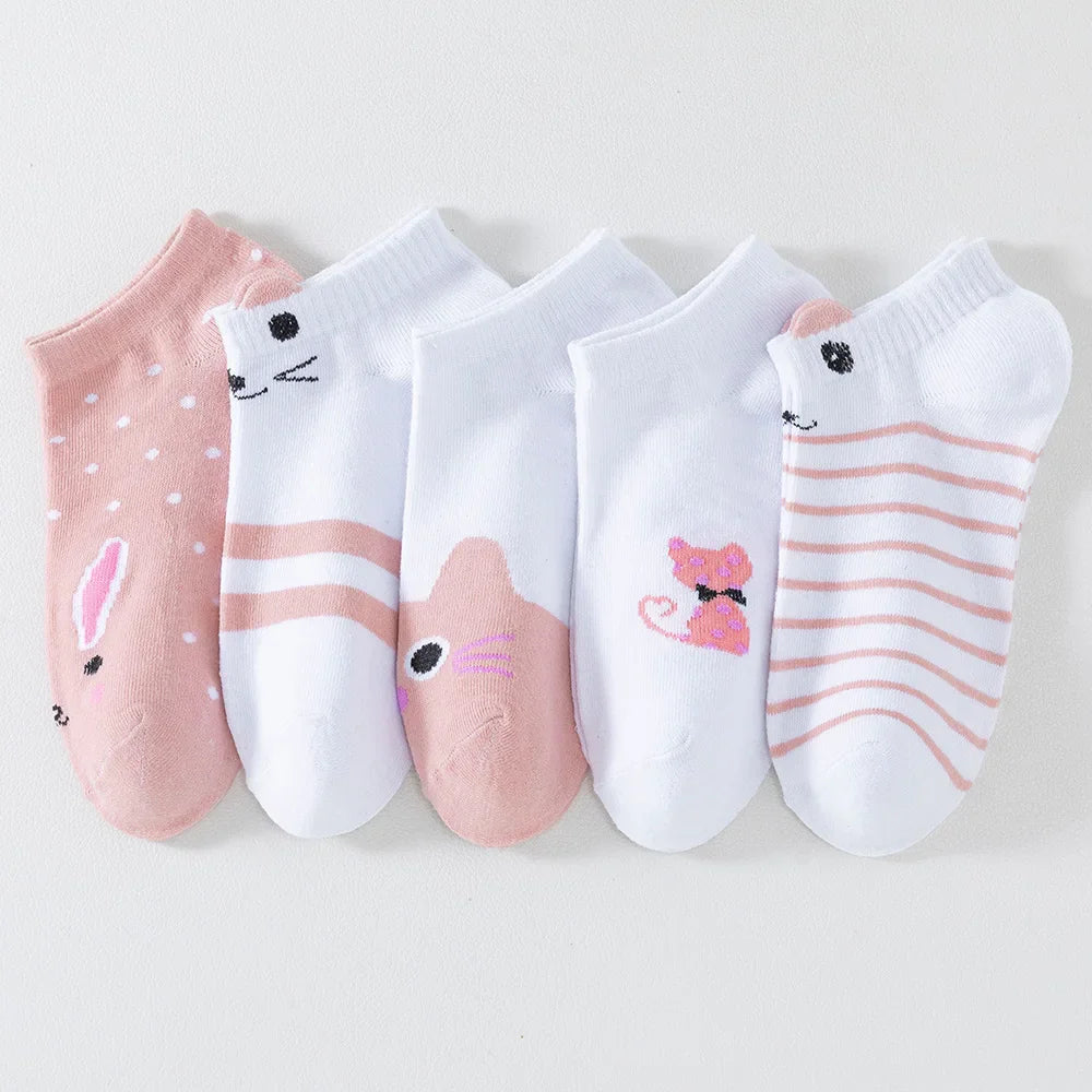 5 Pairs of women&
