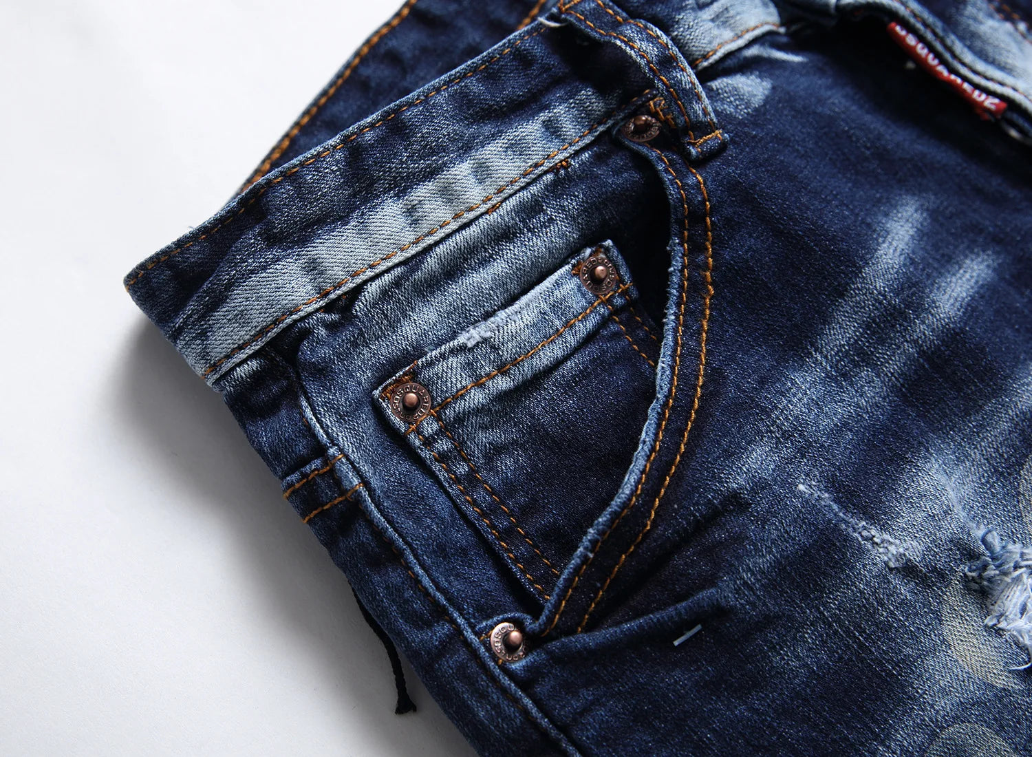 Light Luxury Men’s Slim-fit Stretch Blue Denim Pants,Printing Decors