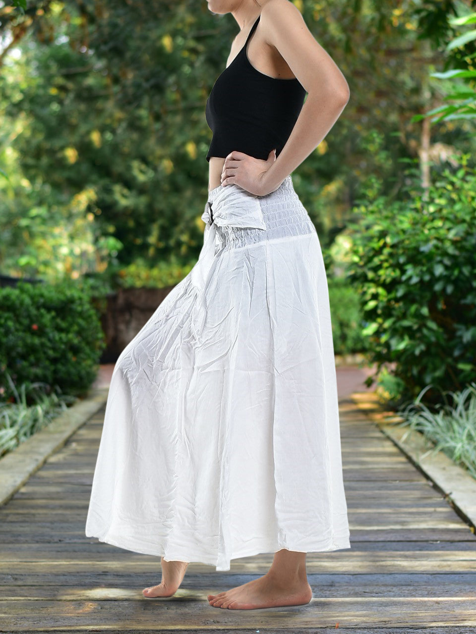 Bohotusk Plain White Long Skirt With Coconut Buckle (&amp; Strapless