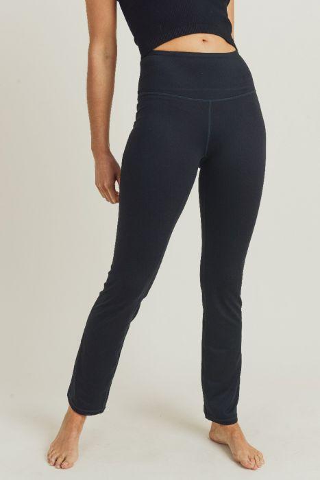 Straight-Leg Essential Performance Leggings