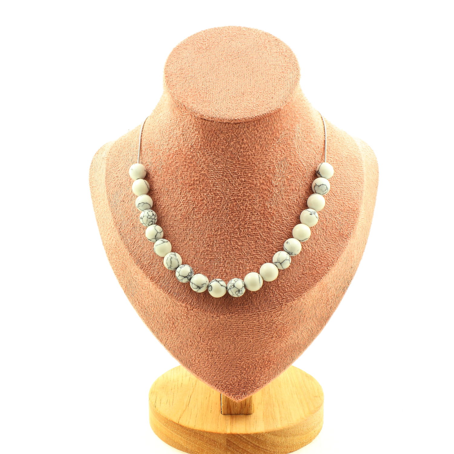 Howlite 8 mm 20 beads necklace