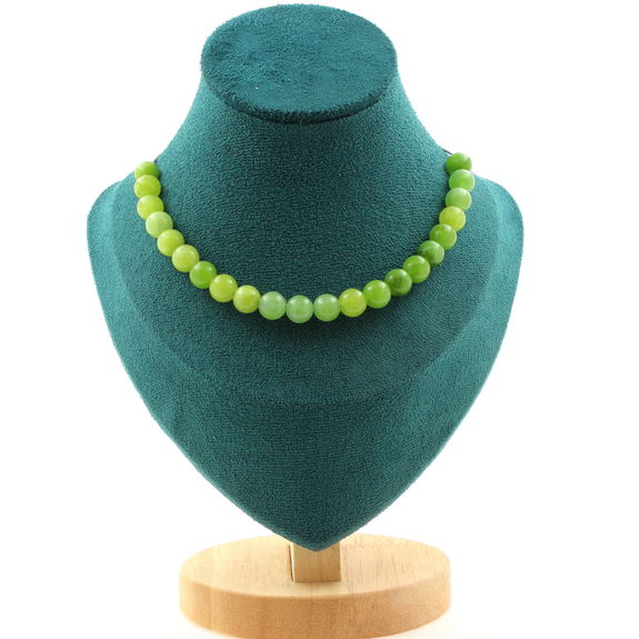 Peridot 8 mm 20 beads necklace.