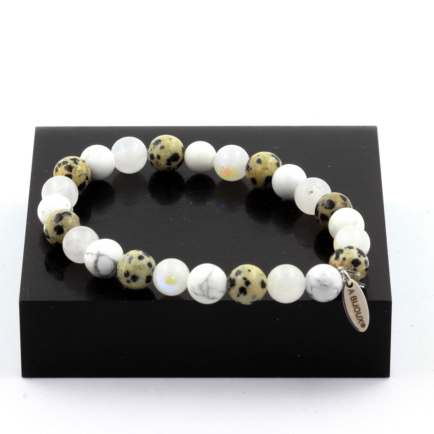 Howlite + Dalmatian Jasper + Moonstone Bracelet 8 mm.