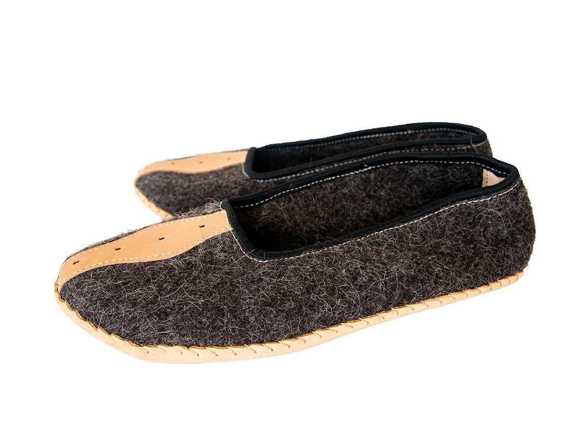 Mens Felt and Real Leather Slippers.